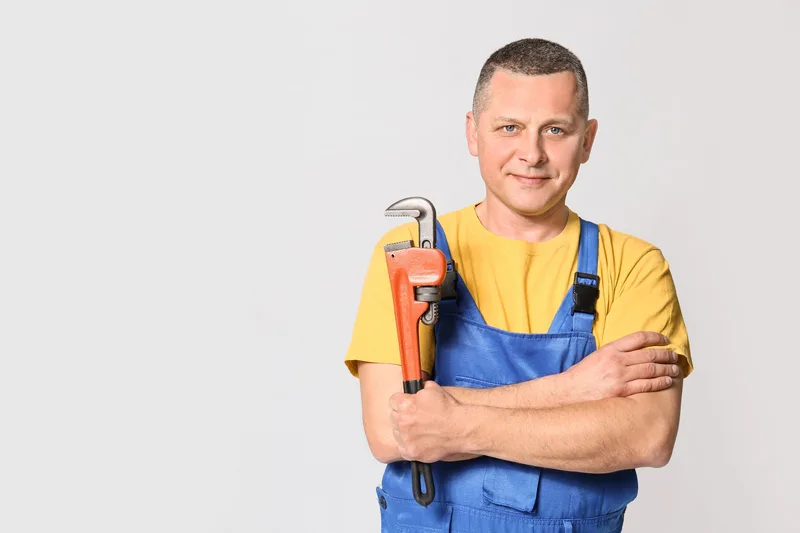 Plombier professionnel en dépannage — Ateliers Plombier Paris 17, Paris 17e